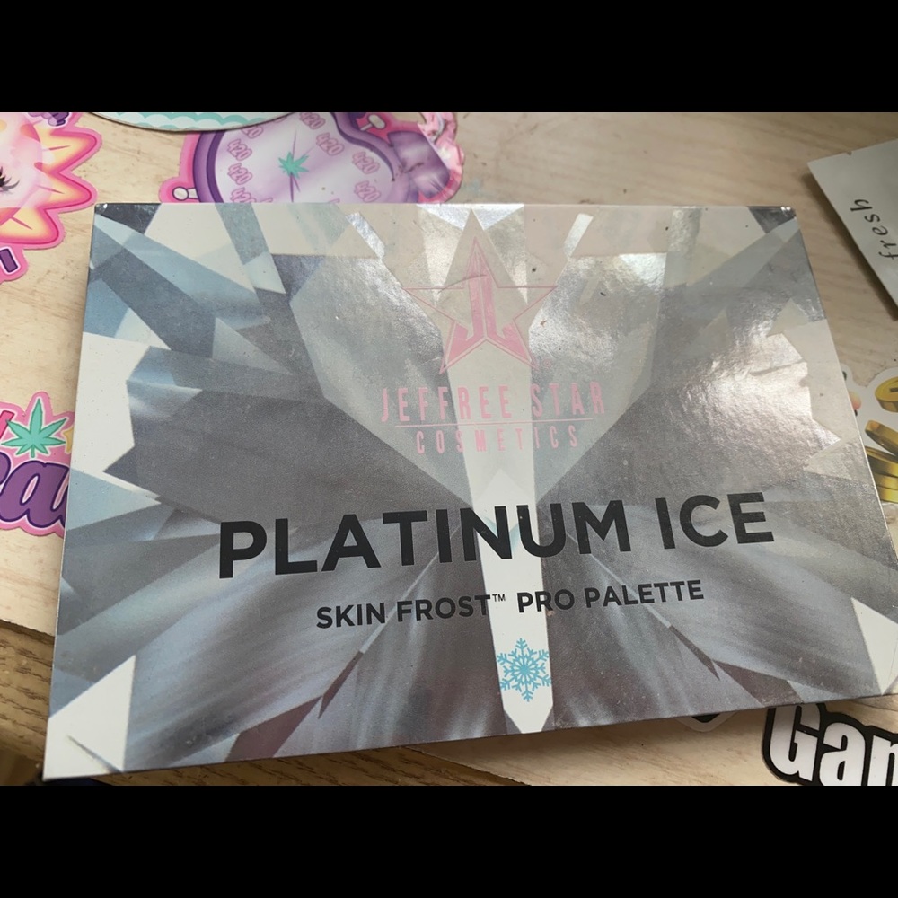 Authentic JS platinum ice highlight palette 💙💛🤍